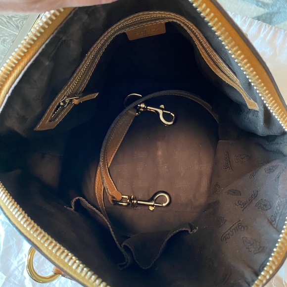 247279/204991 Gucci GG Charm Dome Bag- Beige - Picture 5 of 7